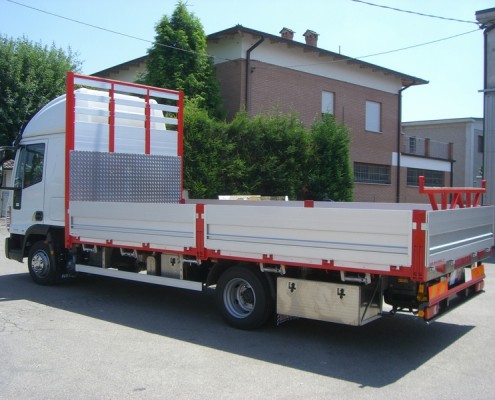 Eurocargo - cassone fisso, trasporto ferro